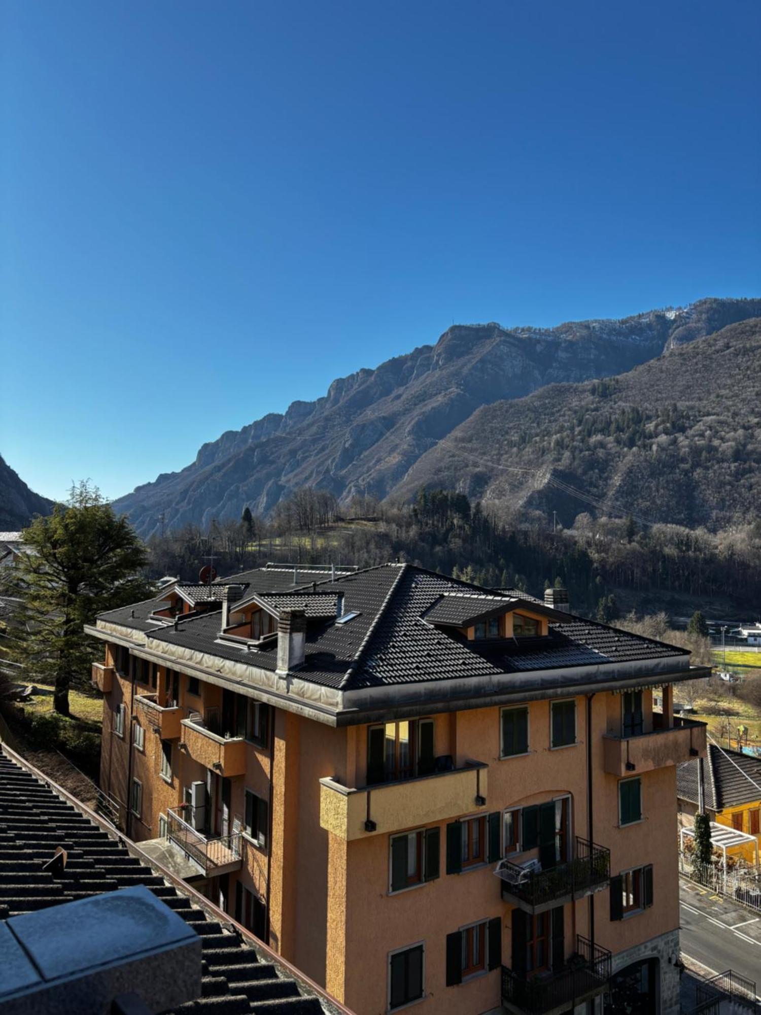 Apartmán La Casa Di Pietro Piazza Brembana Exteriér fotografie