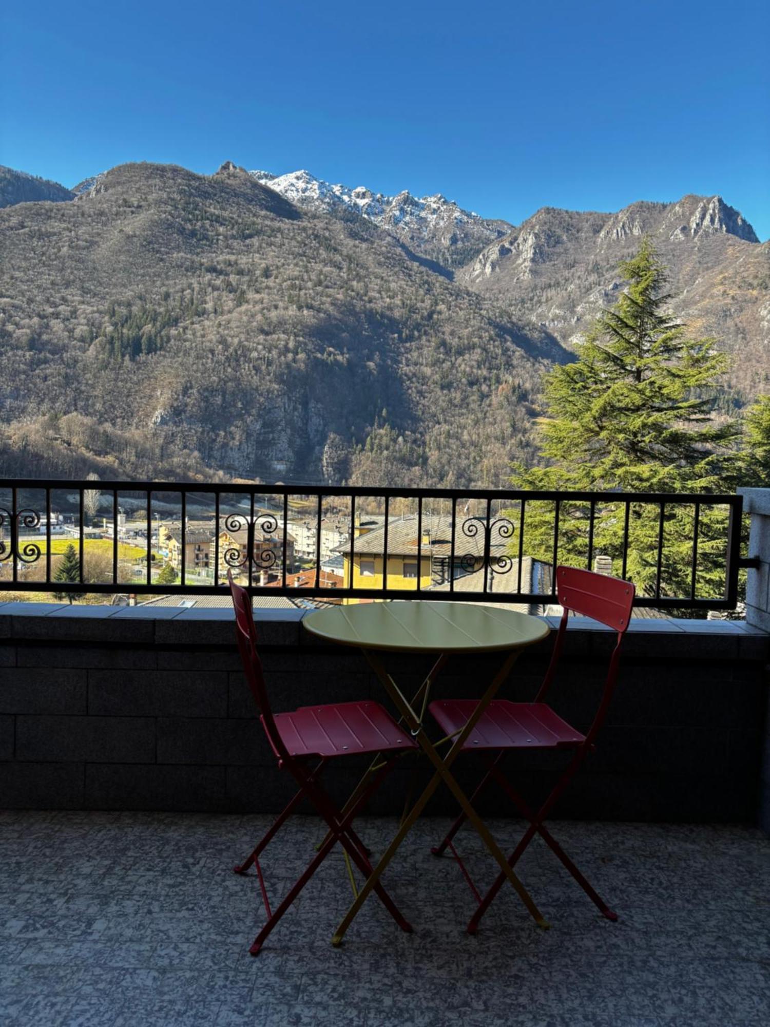 Apartmán La Casa Di Pietro Piazza Brembana Exteriér fotografie