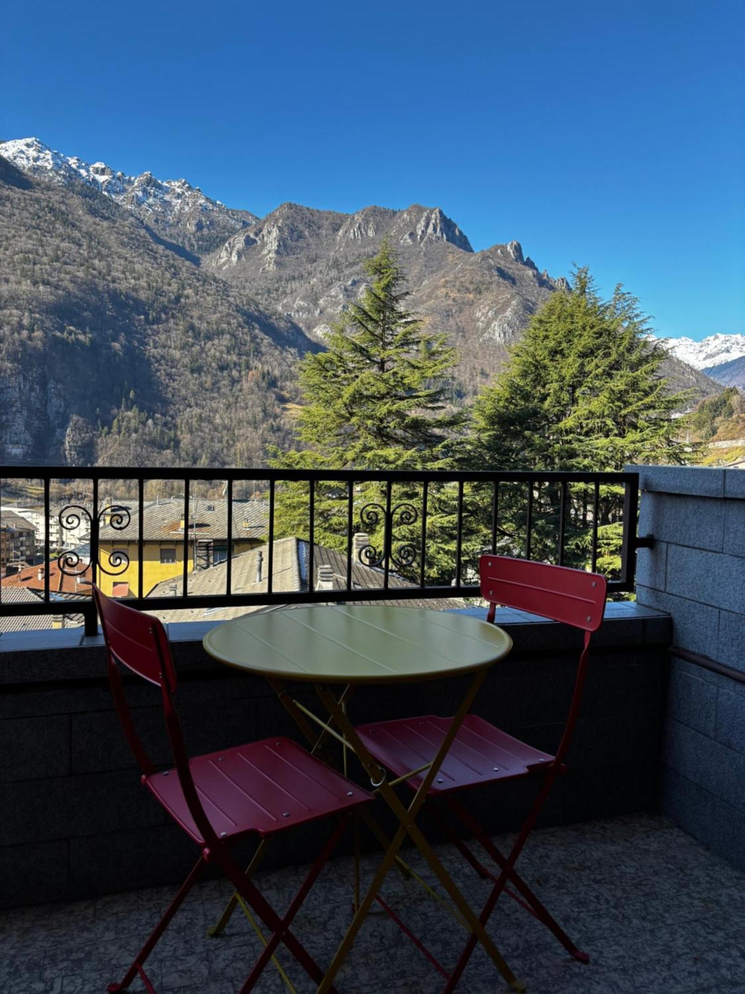 Apartmán La Casa Di Pietro Piazza Brembana Exteriér fotografie